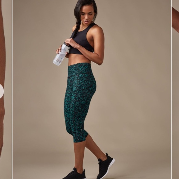 lululemon athletica Pants - NEW Lululemon crop leggings